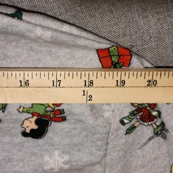 Peanuts Christmas Pajama Set Womens Large Gray Snoopy Charlie Brown Flannel PJs - Picture 6 of 16